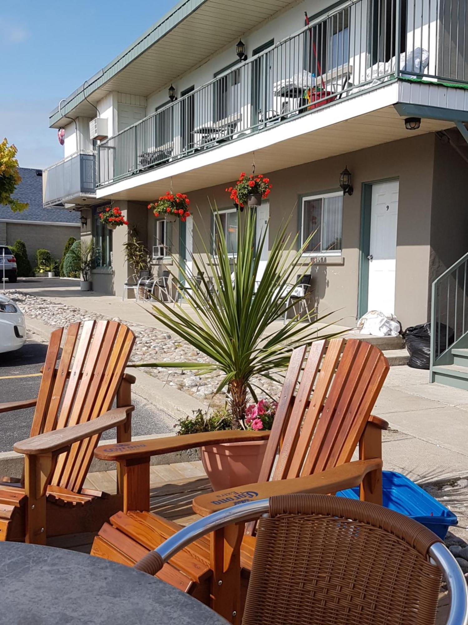 Lakeview Resort Motel Wasaga Beach Exterior photo